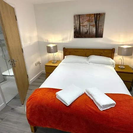 Elegant 2-Bed In Central Headington-Modern New Built Retreat- Wi-Fi, Netflix, Top Location Oxford Buitenkant foto