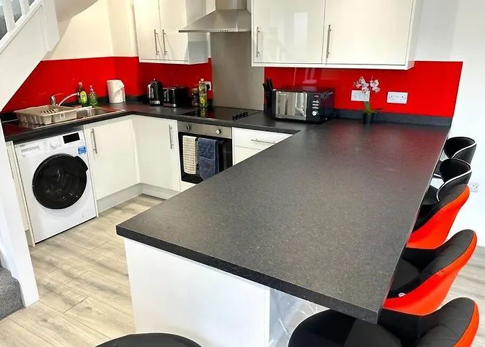 Elegant 2-Bed In Central Headington-Modern New Built Retreat- Wi-Fi, Netflix, Top Location